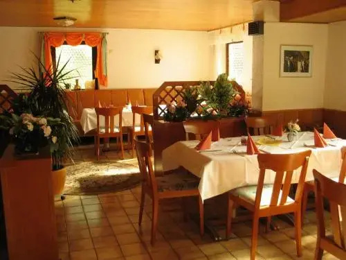 Food & Beverage