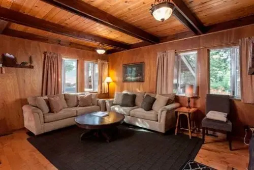 Pfeiffer Dog Friendly Cabin by RedAwning