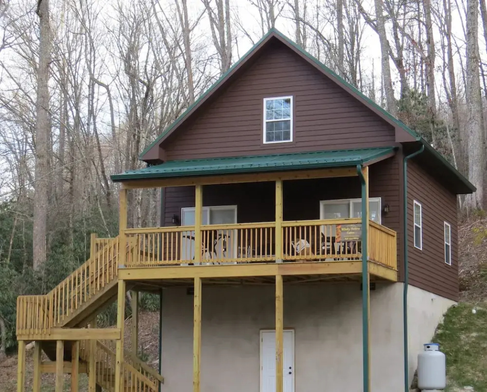 Wolf Creek Cabin - Windy Hollow