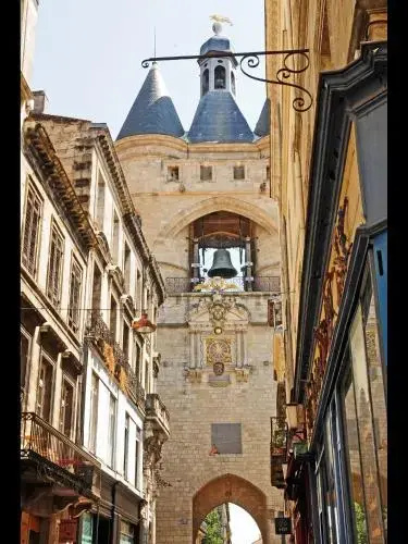 Voir la photo 1 — Bordeaux centre historique