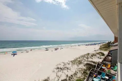 Beach & Waterfront