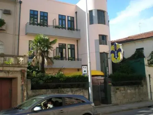 Pensão Residencial LIS