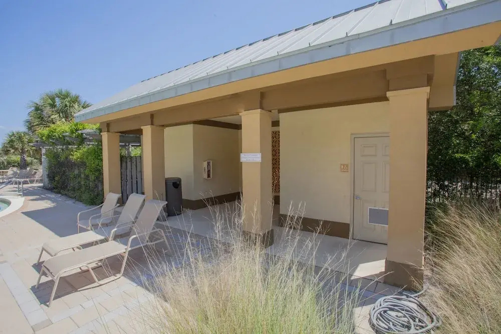 Beach Resort 305 - 1058526 - 1 Br condo by RedAwning