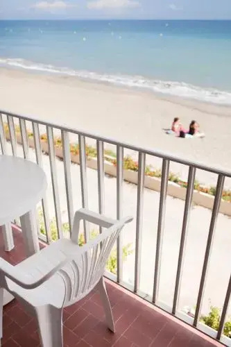 Balcony & Terrace