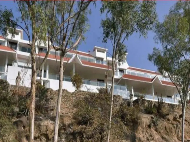 Aranya Hill Resort