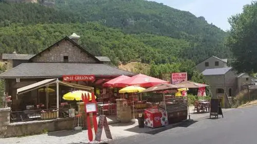 Voir la photo 3 — Le Grillon