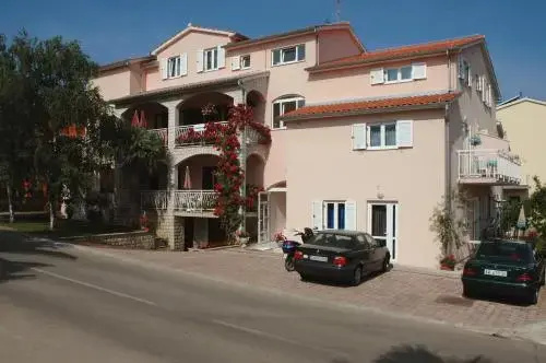 House Marić
