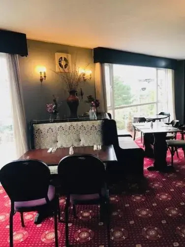 The Inn For All Seasons - Général