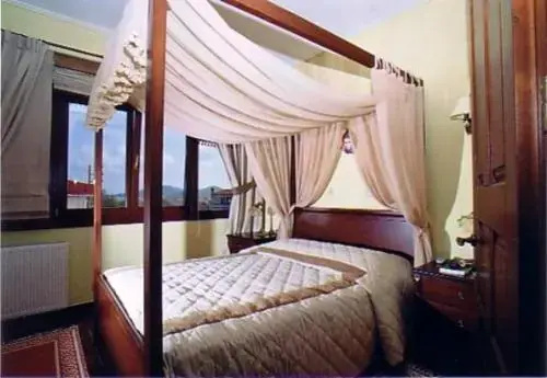 Balcony & Terrace