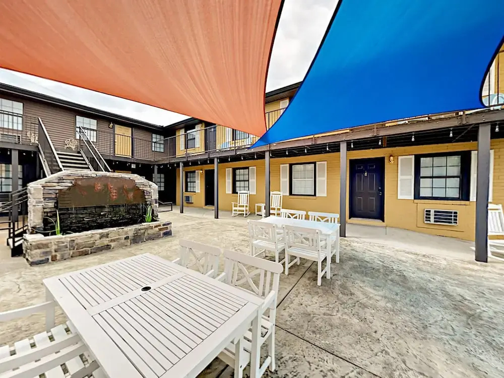 Landmark McMillin Court Apartment 16 by RedAwning