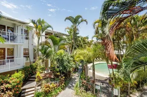 Tropical 2 Bdrm Parking Netflix