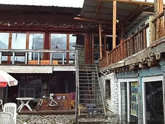 Shangri-La TLJ Inn