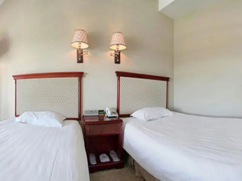 Chengde Qianyang Hotel - фото 2