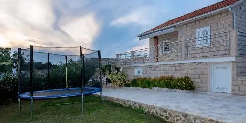 Villa Lilin San