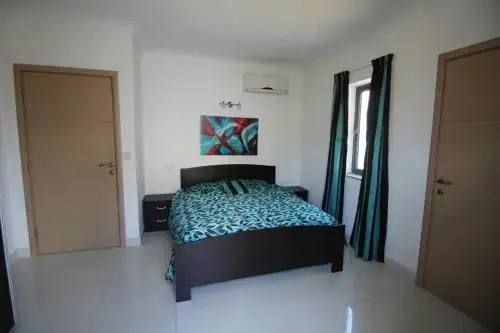 Veduta Hills Complex