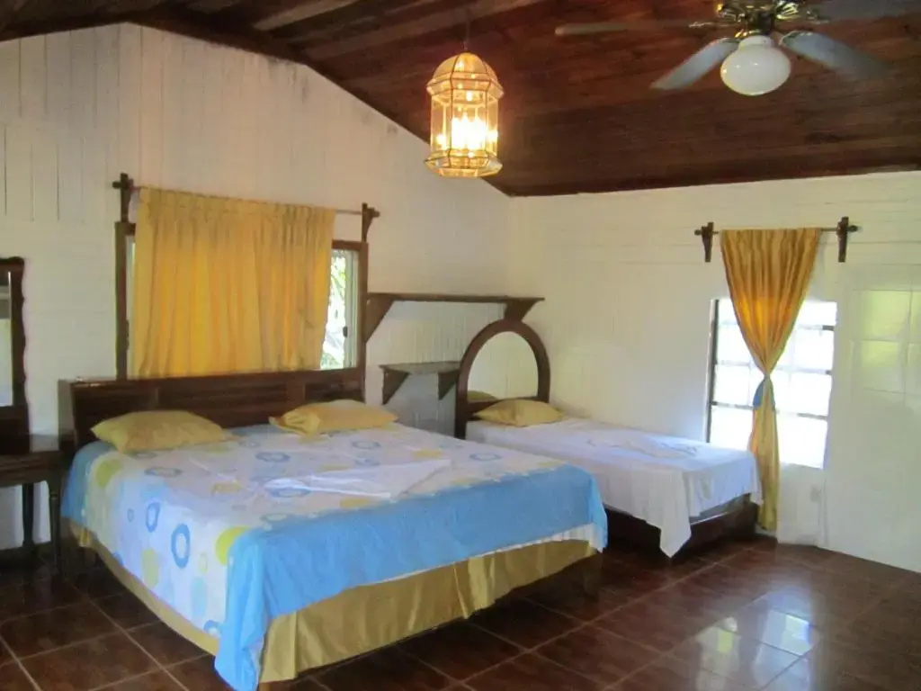 Standard Double room with balcony (full double bed)