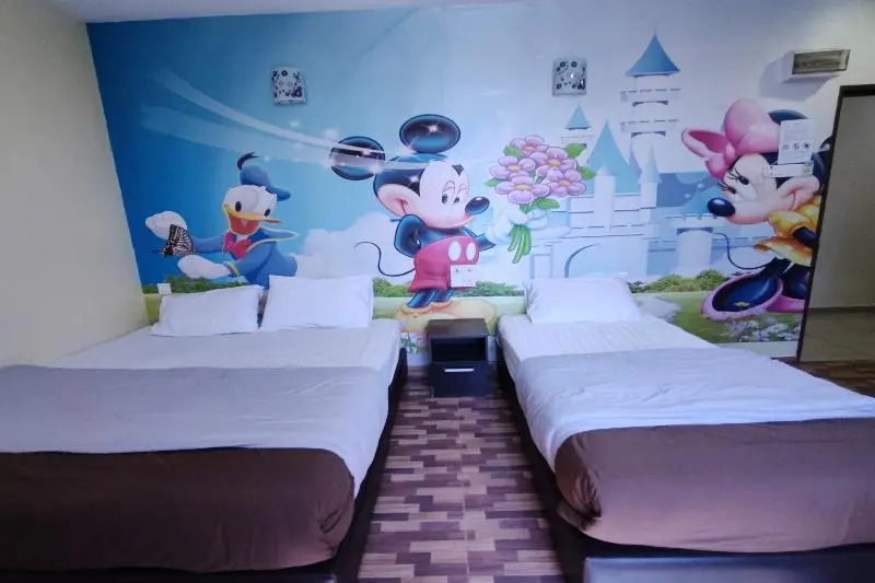 Standard Triple room