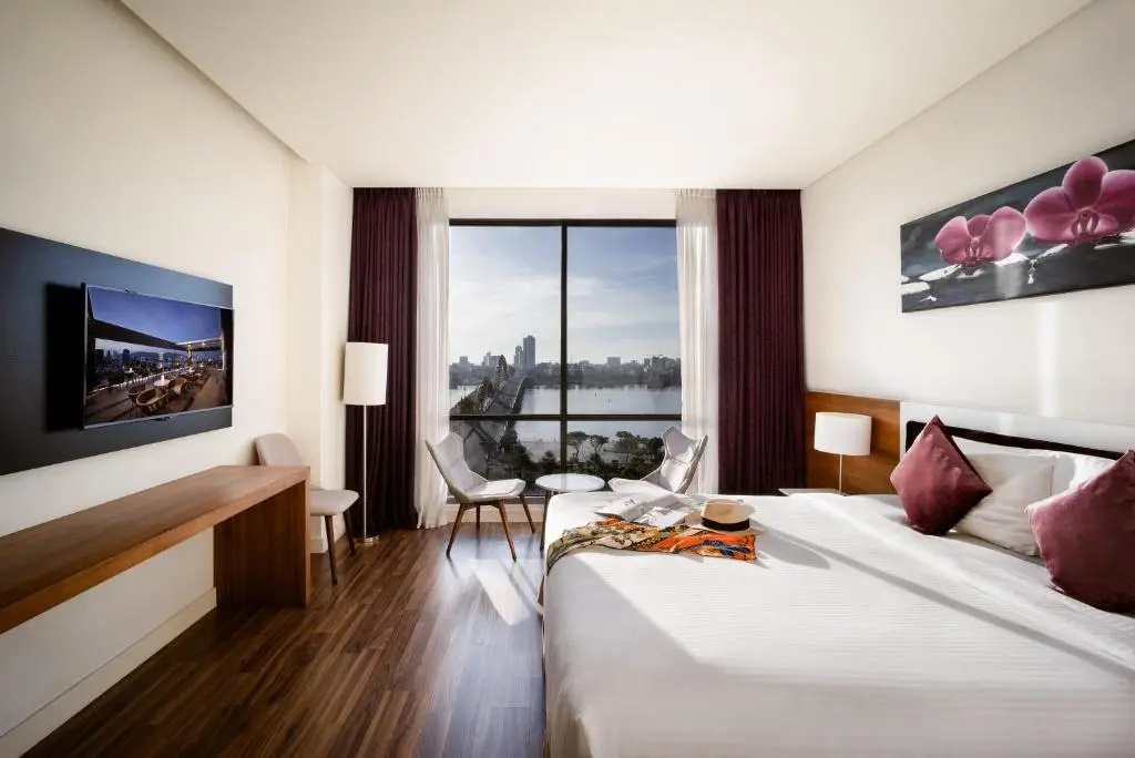Deluxe room with river view