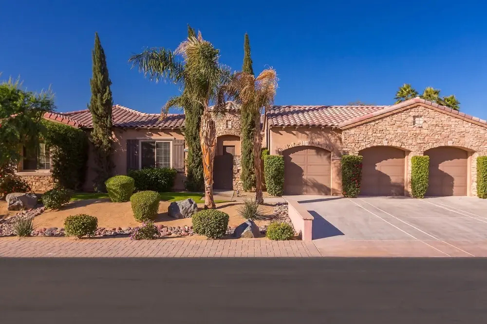 Desert Grove by Avantstay Oasis Retreat w/ Pool & BBQ Grill!