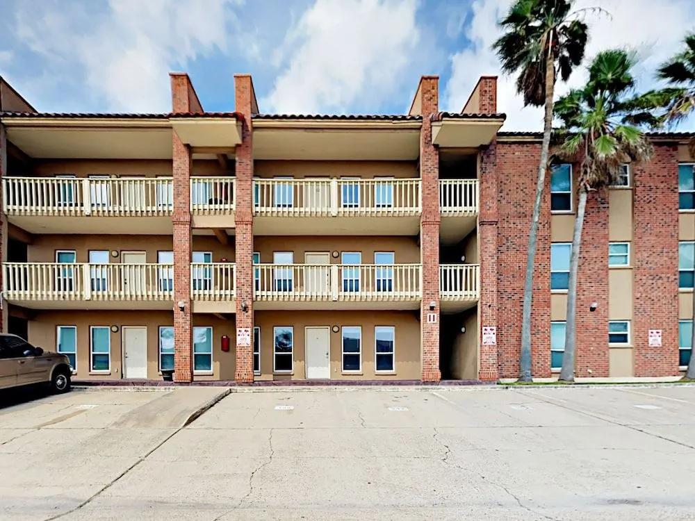 5701 Gulf Blvd Condo Unit 102