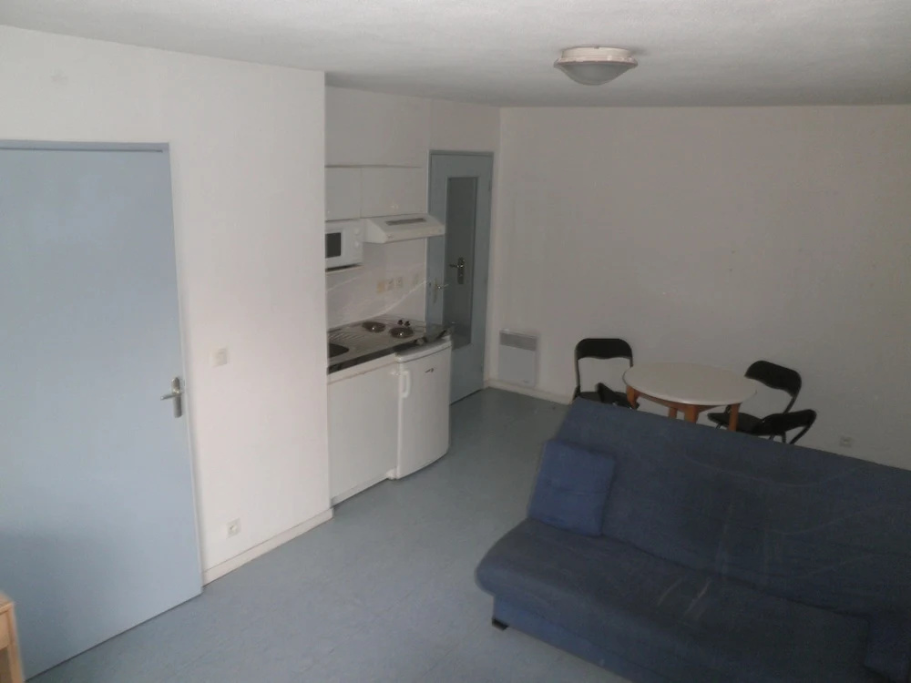 1 Bedroom Apartment with balcony