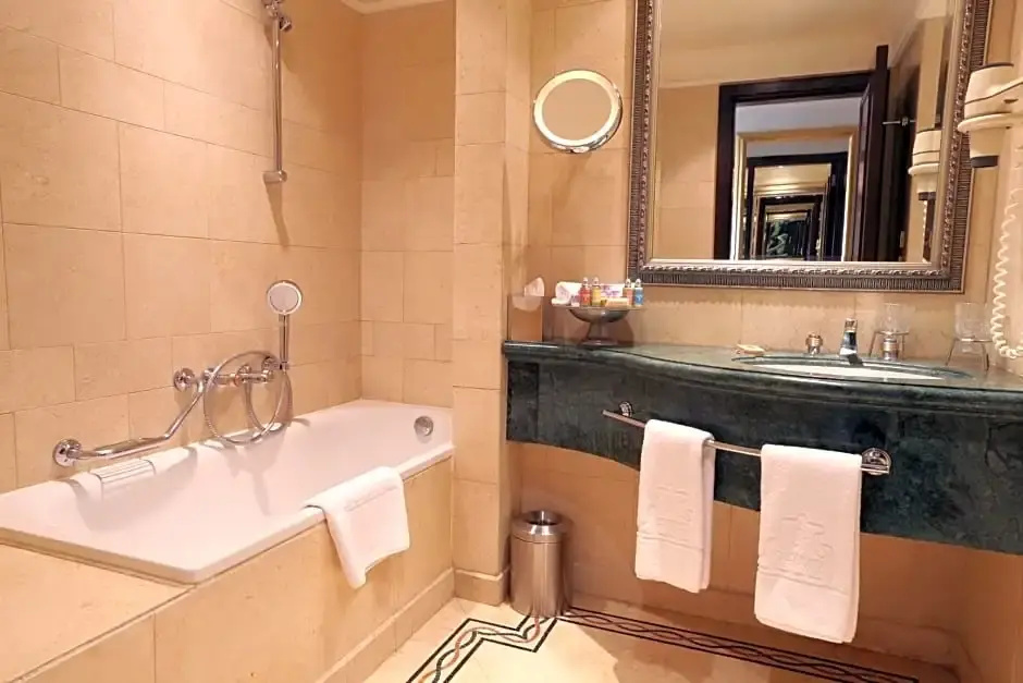 InterContinental Phoenicia Beirut by IHG - Chambres