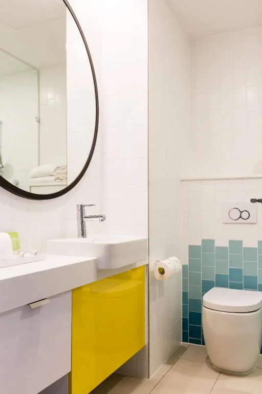 Deluxe Double room with river view (full double bed)