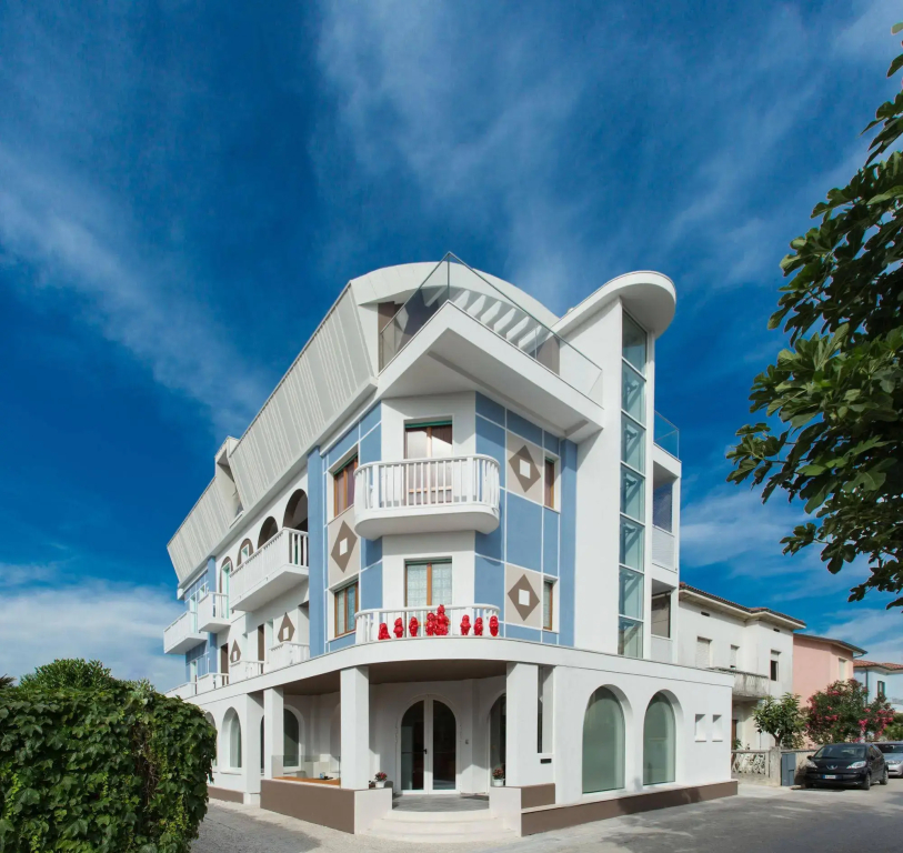 Hotel Biancaneve