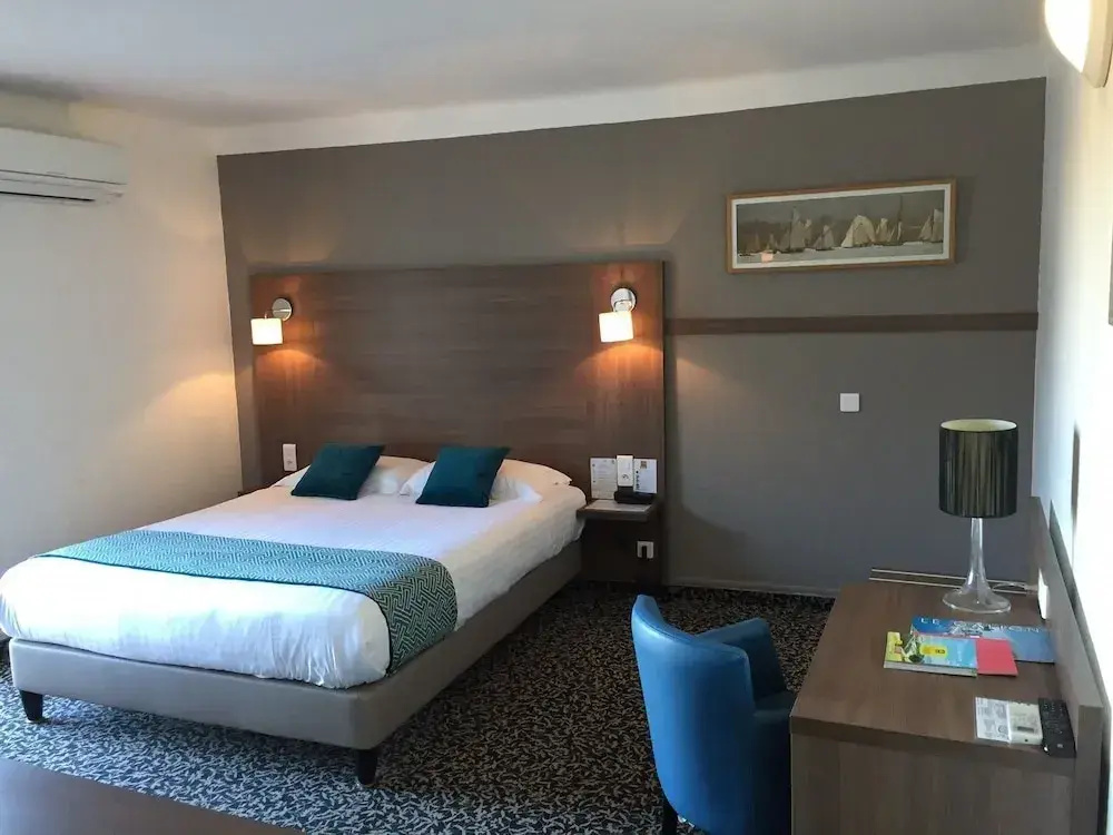 Logis Hotel et Restaurant Le Galion Canet Plage - Chambres