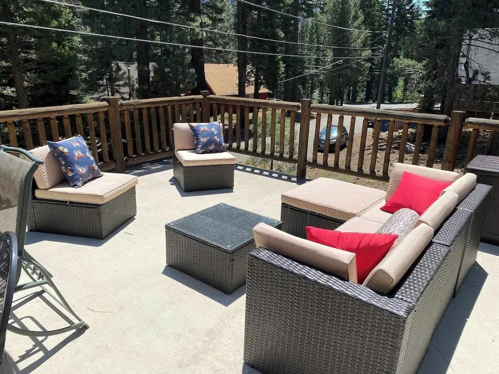 Bear Pause 4BR Large Deck & Balcony