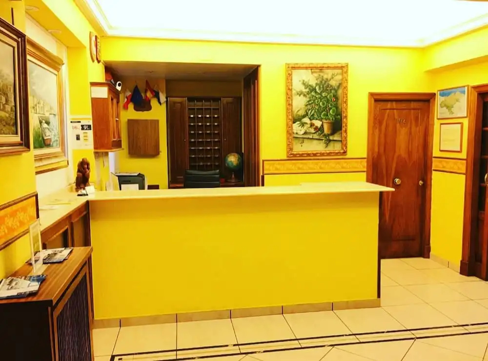 Hotel photo 2