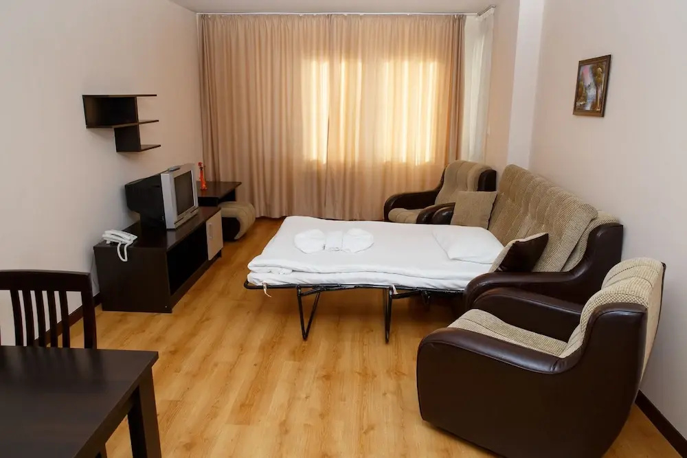 Double Apartment (full double bed)