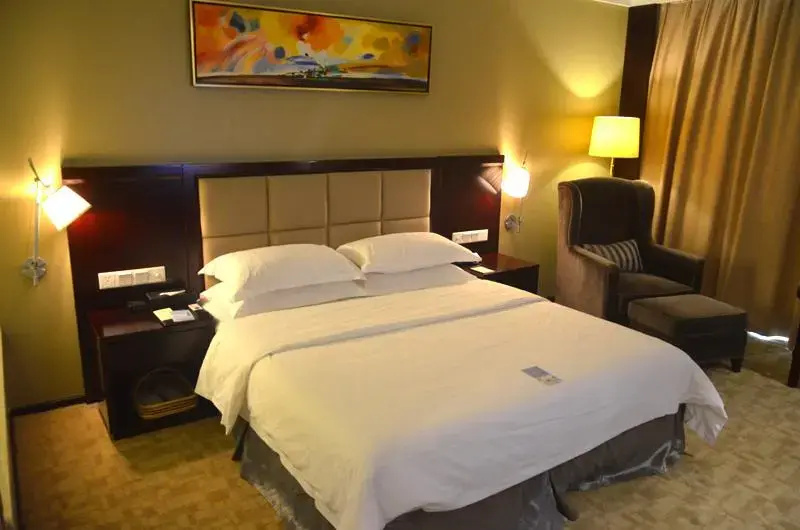 Business Quadruple room (full double bed)