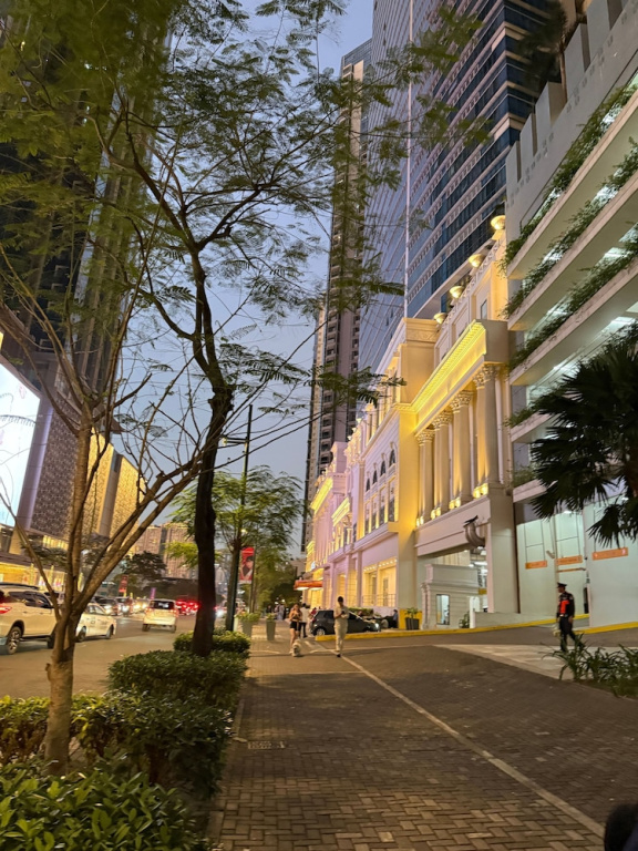 Cozy Apartment With Private Room in Vibrant Taguig