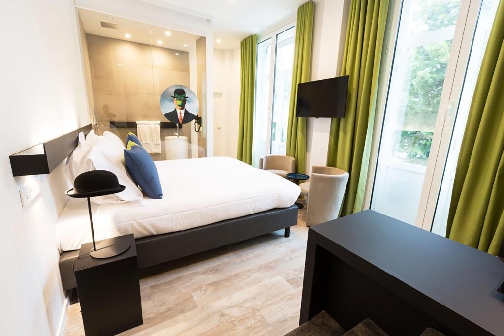 Superior Twin room (twin beds)