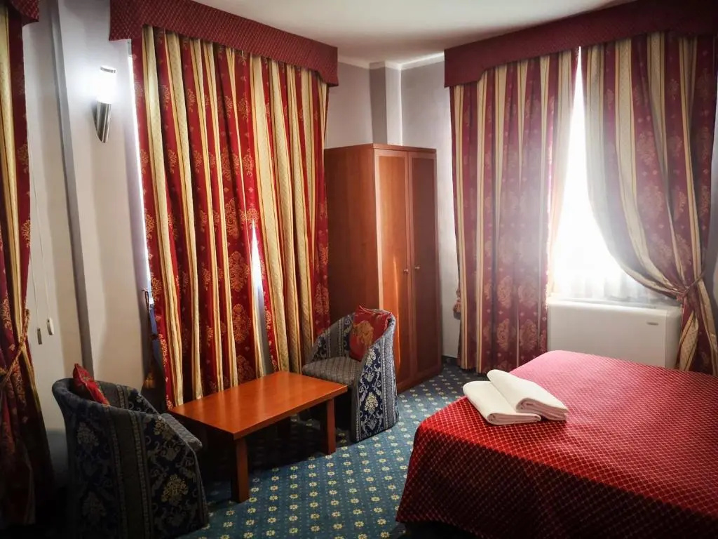 Standard Double room (full double bed)