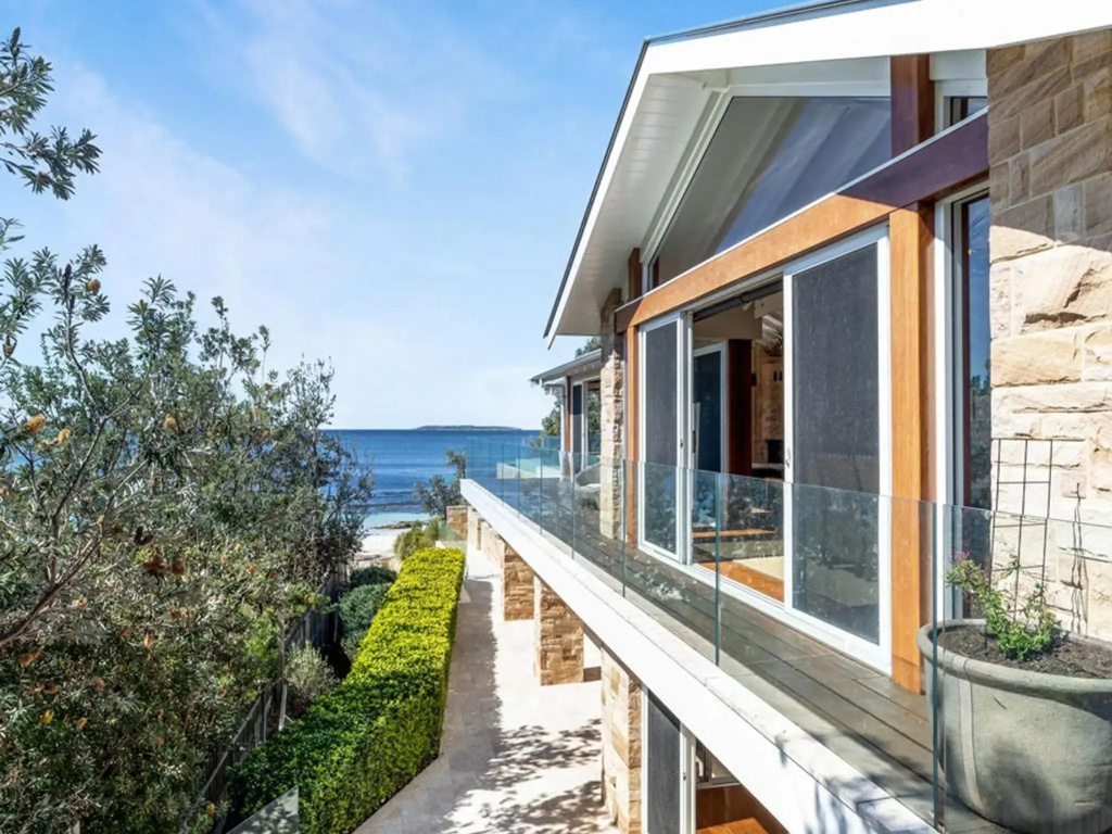 Horizons at Hyams Beach 4pm Check Out Sundays