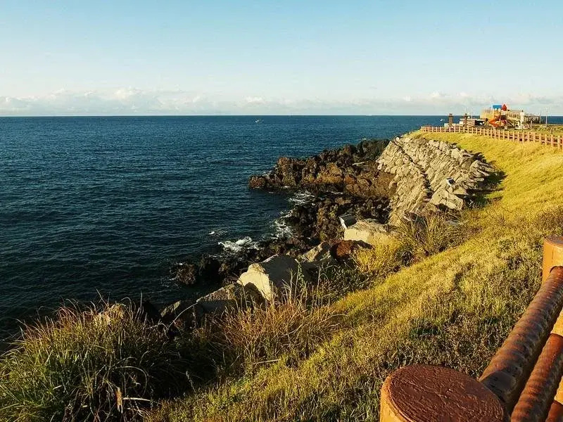 Beach & Waterfront