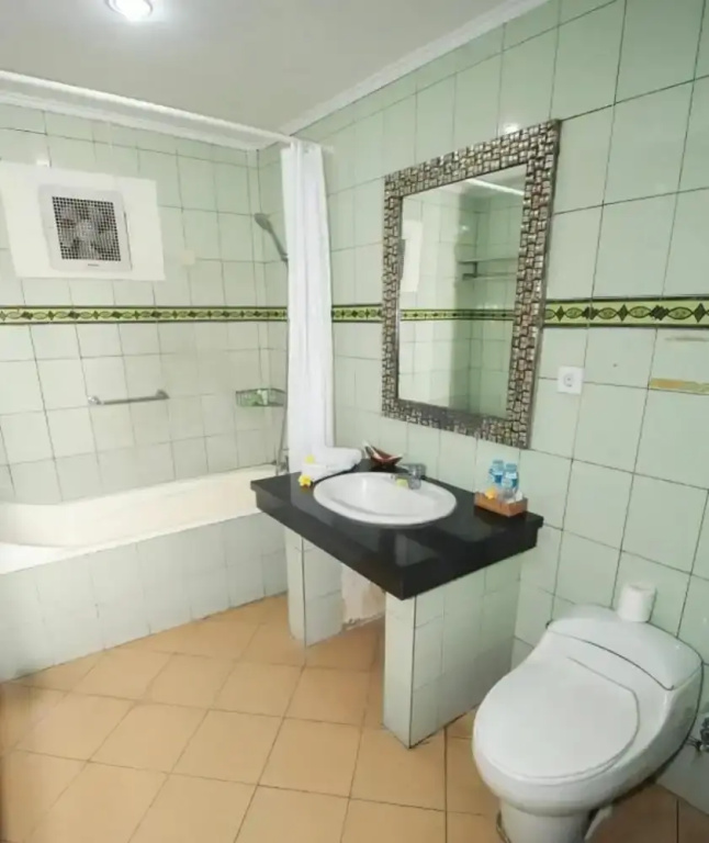 Deluxe Double room with balcony (full double bed)