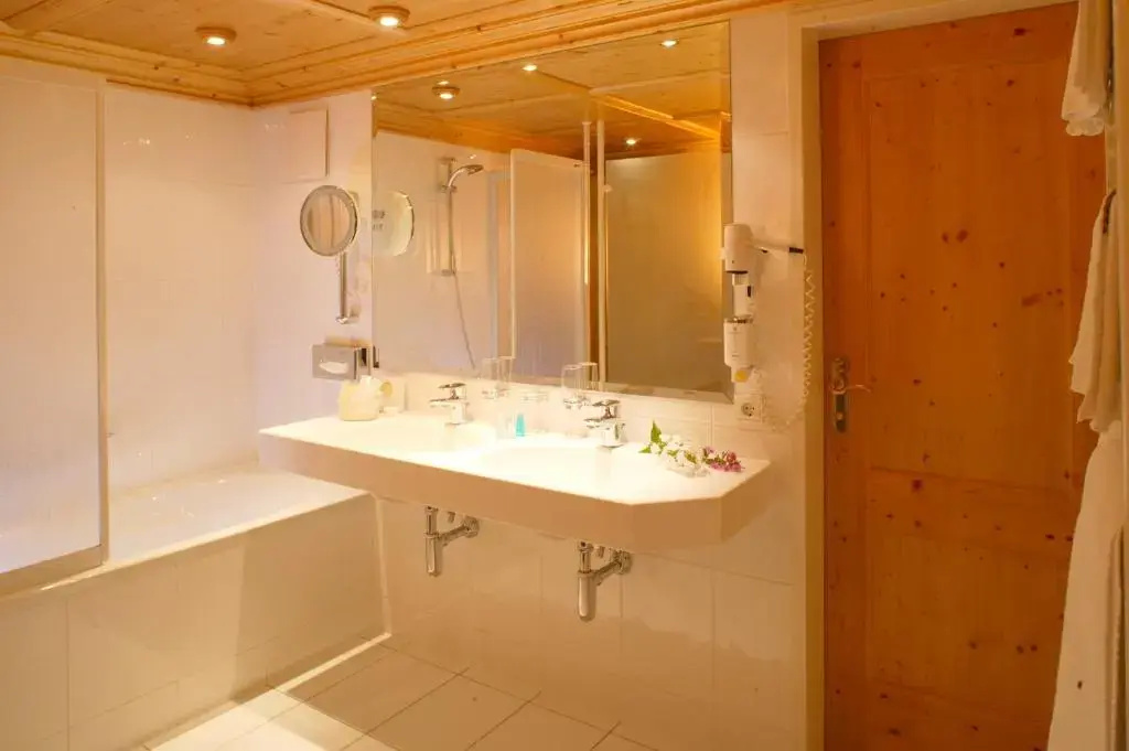 Burg Hotel Oberlech - Chambres