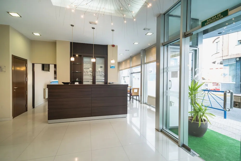 Lobby & Reception