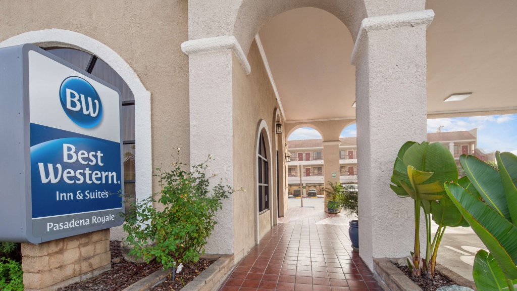 Best Western Pasadena Royale Inn & Suites — фото
