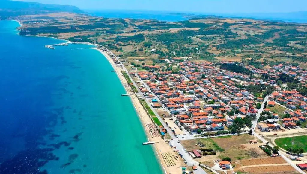 Beach & Waterfront