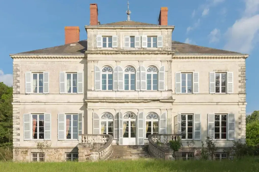 Voir la photo 1 — Chateau du Hallay