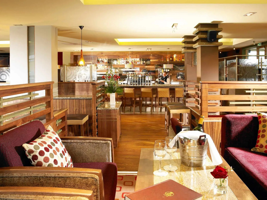 Westport Plaza Hotel - Général