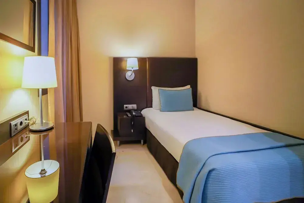 Economy Single room (single bed)