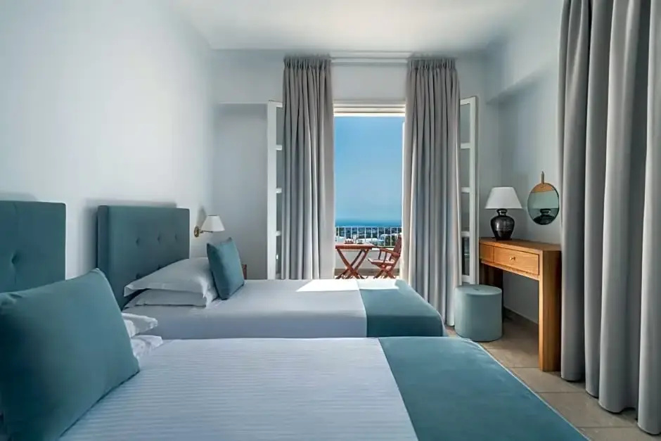 Classic room with balcony and with land view