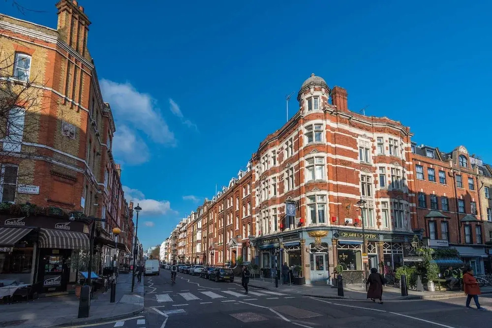Stylish Mayfair Home by Bond Street