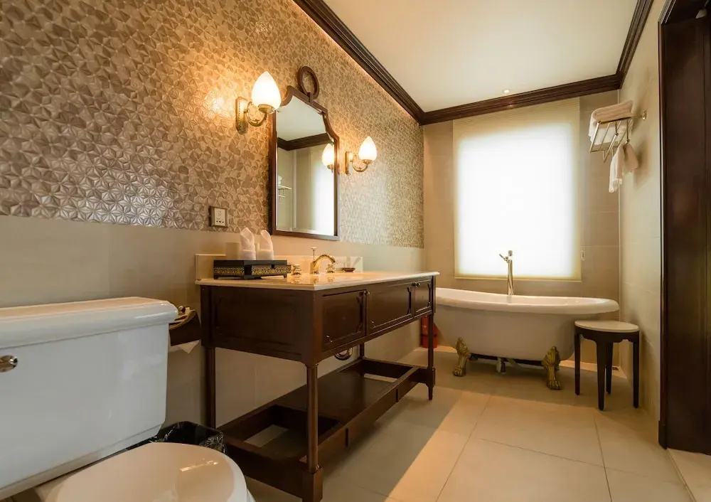 Double Suite with balcony and with ocean view (full double bed)