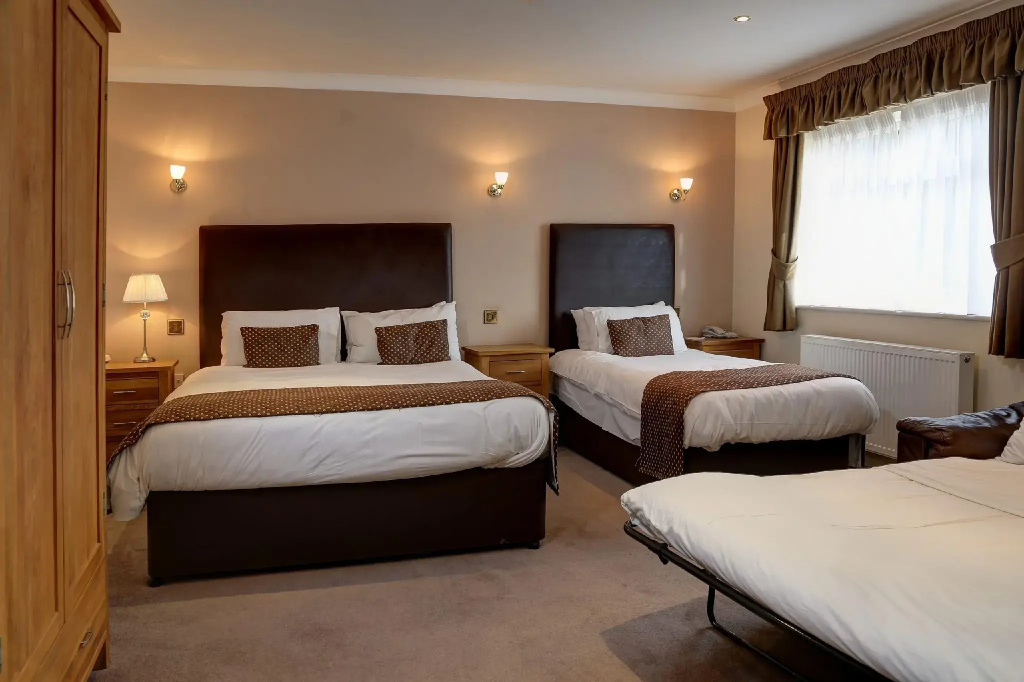 Standard Family room